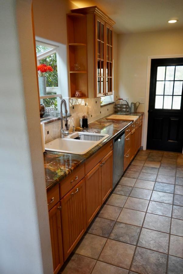 فيلا Cozy Family Hideaway, Sleeps 8, 4 Tv'S Yard, Shops سيمي فالي المظهر الخارجي الصورة