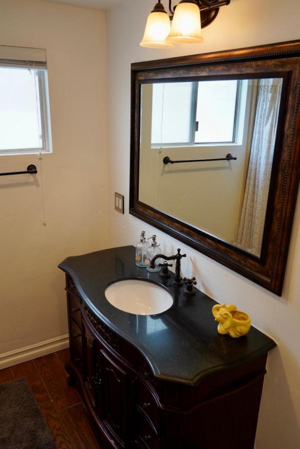 فيلا Cozy Family Hideaway, Sleeps 8, 4 Tv'S Yard, Shops سيمي فالي المظهر الخارجي الصورة